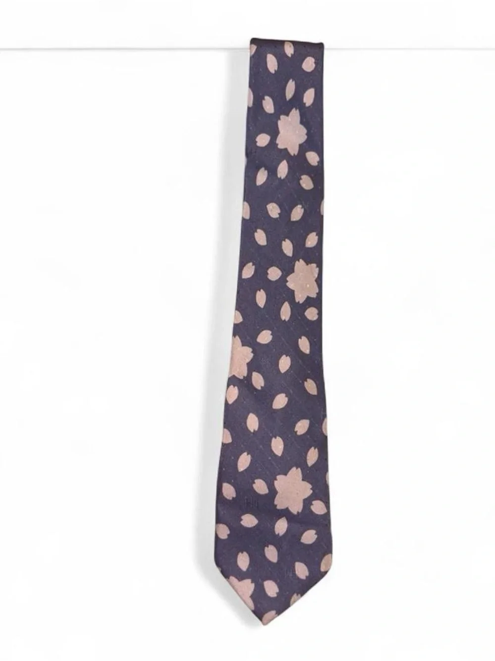 Hanae mori vintage Pink Leaf Pattern Gray Silk Tie